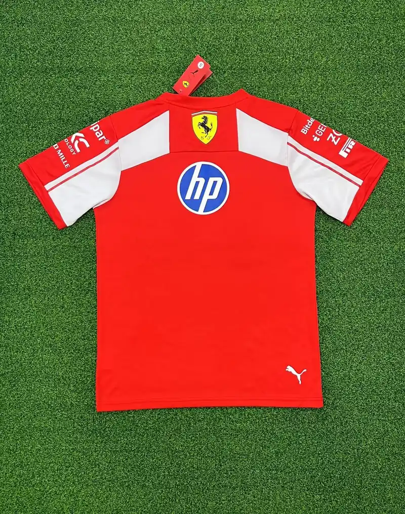 F1 FERRARI thumbnail 2