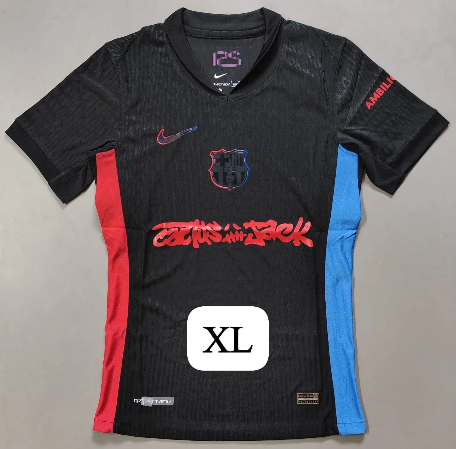 PLAYER BARCELONA AWAY TRAVIS