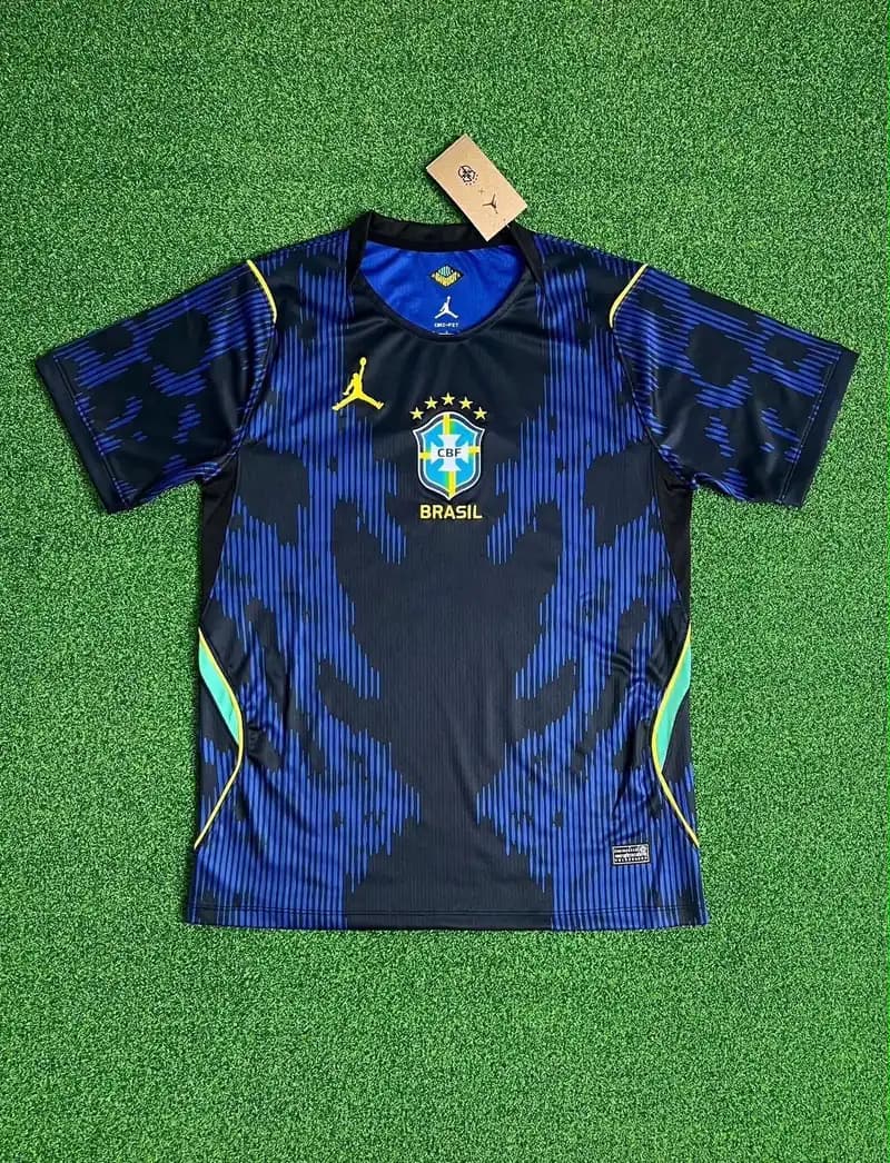 FAN BRAZIL AWAY