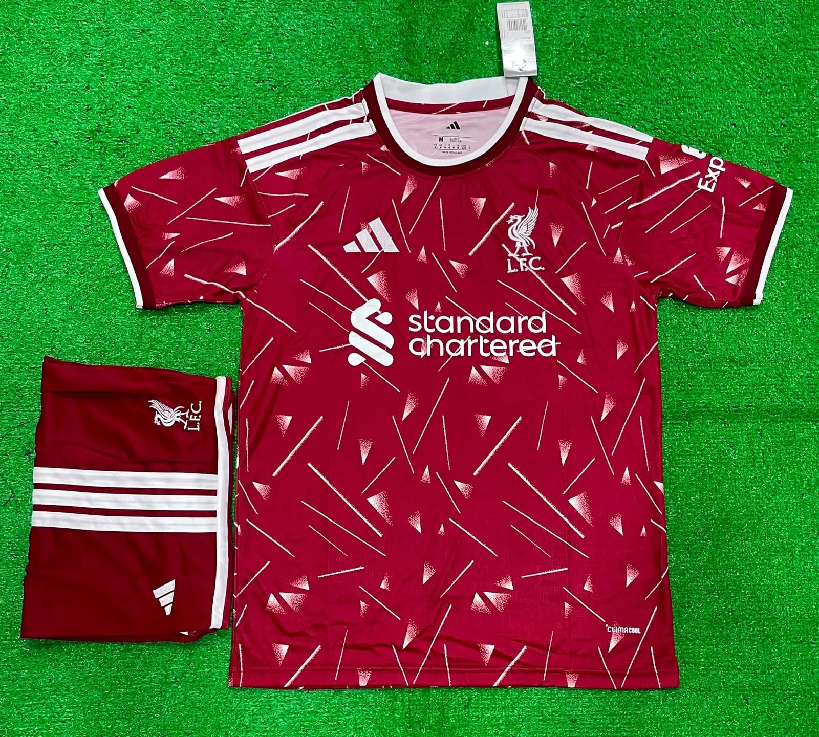 SET LIVERPOOL HOME 26/27