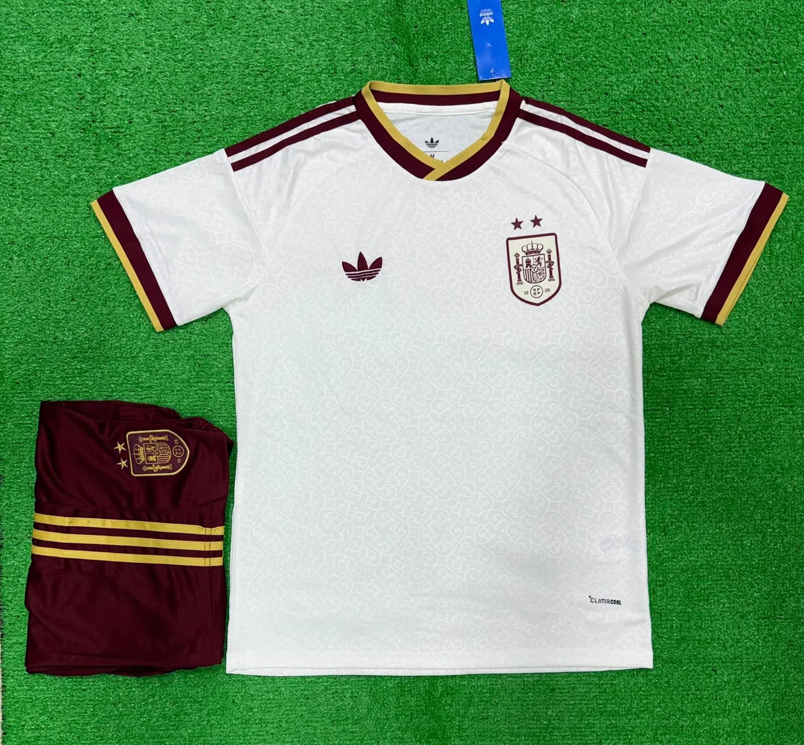 SET SPAIN AWAY 2 STAR