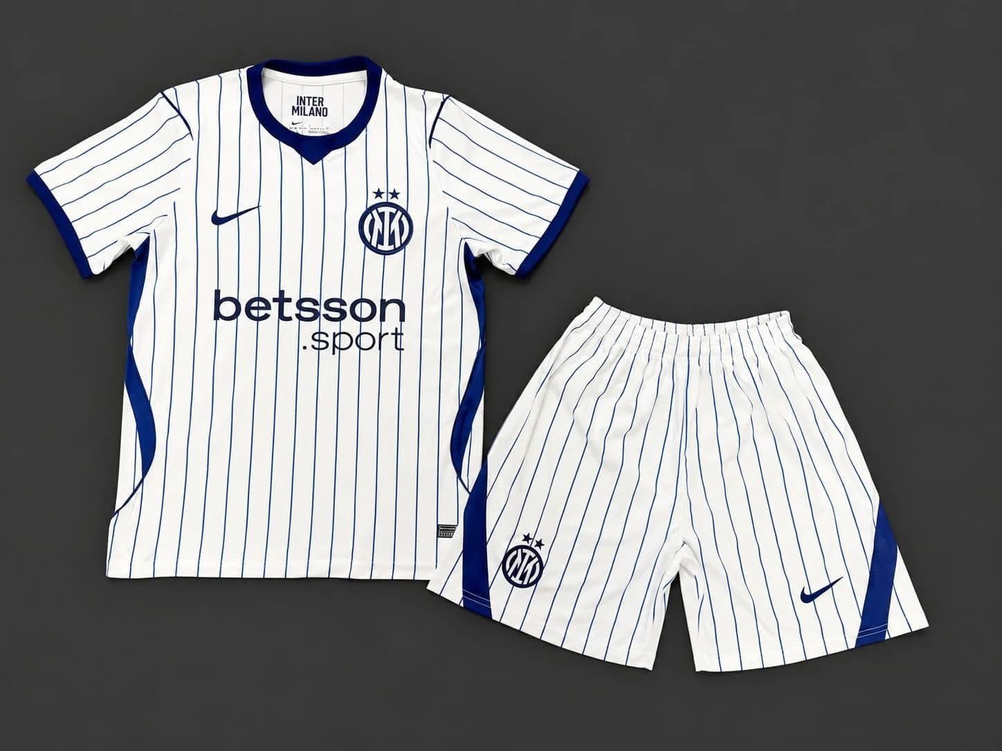 SET INTER MILAN AWAY 26/27